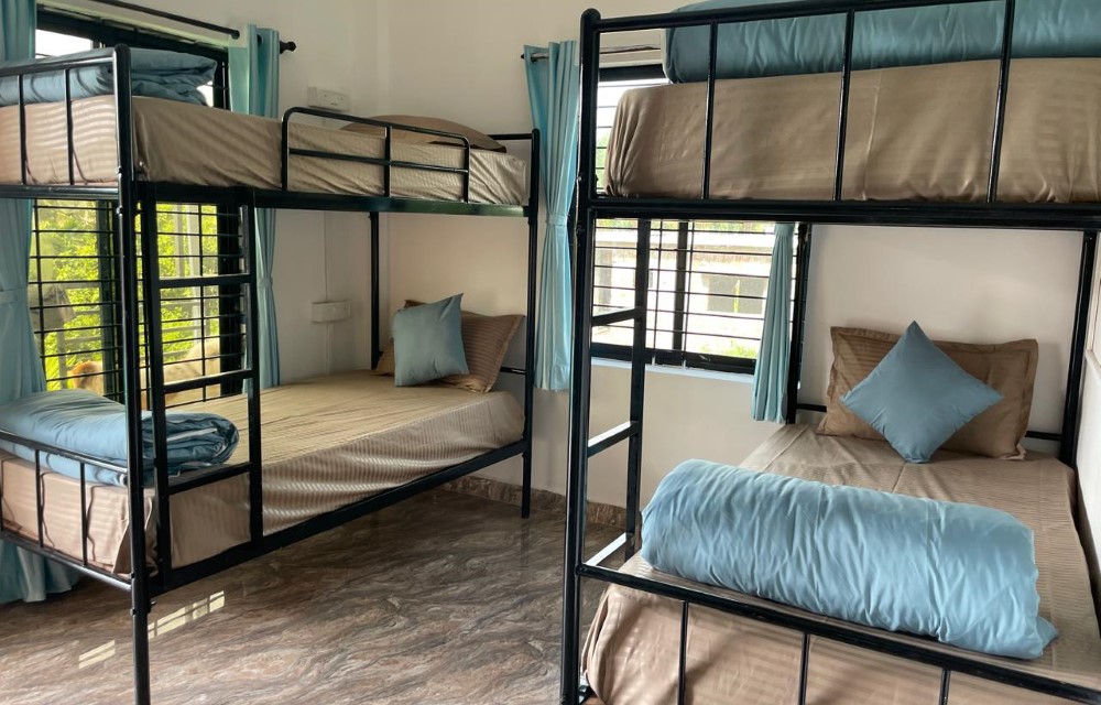 8 Bed Non AC Dormitory